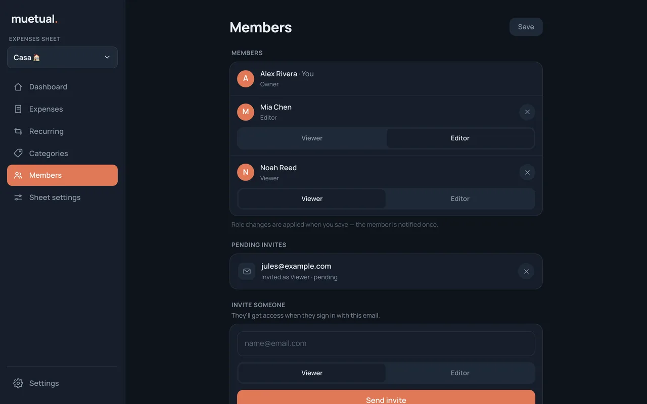La pantalla de Miembros, con los roles de propietario, editor y lector y una invitación pendiente.